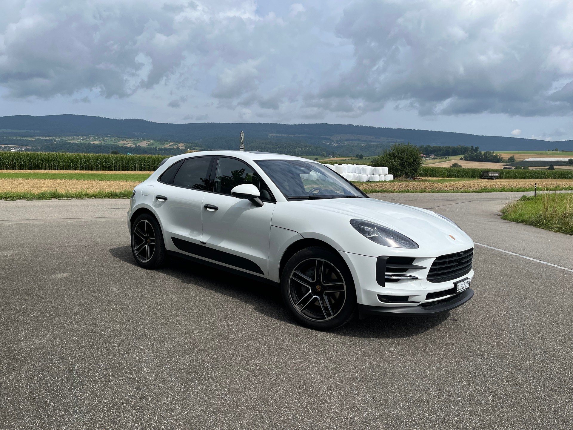 PORSCHE Macan S PDK-image-1