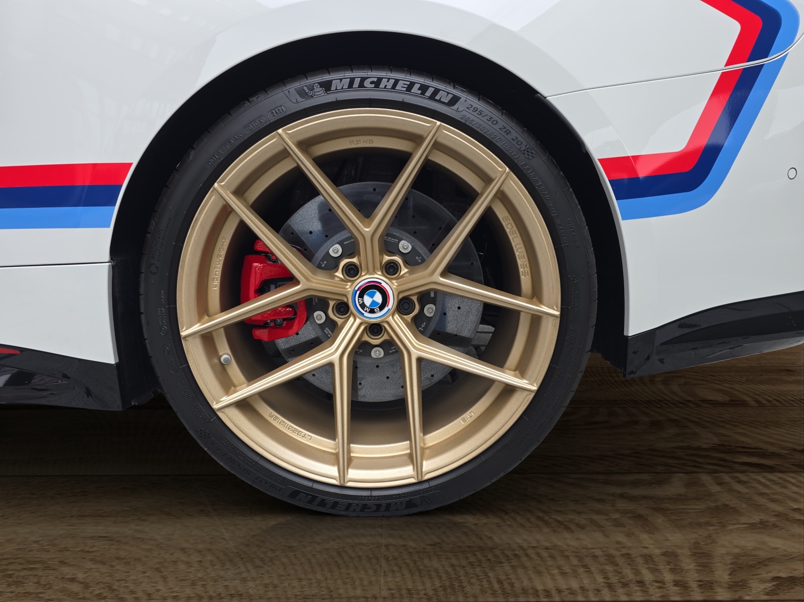 BMW M4 CSL Coupé CH Fahrzeug-image-23