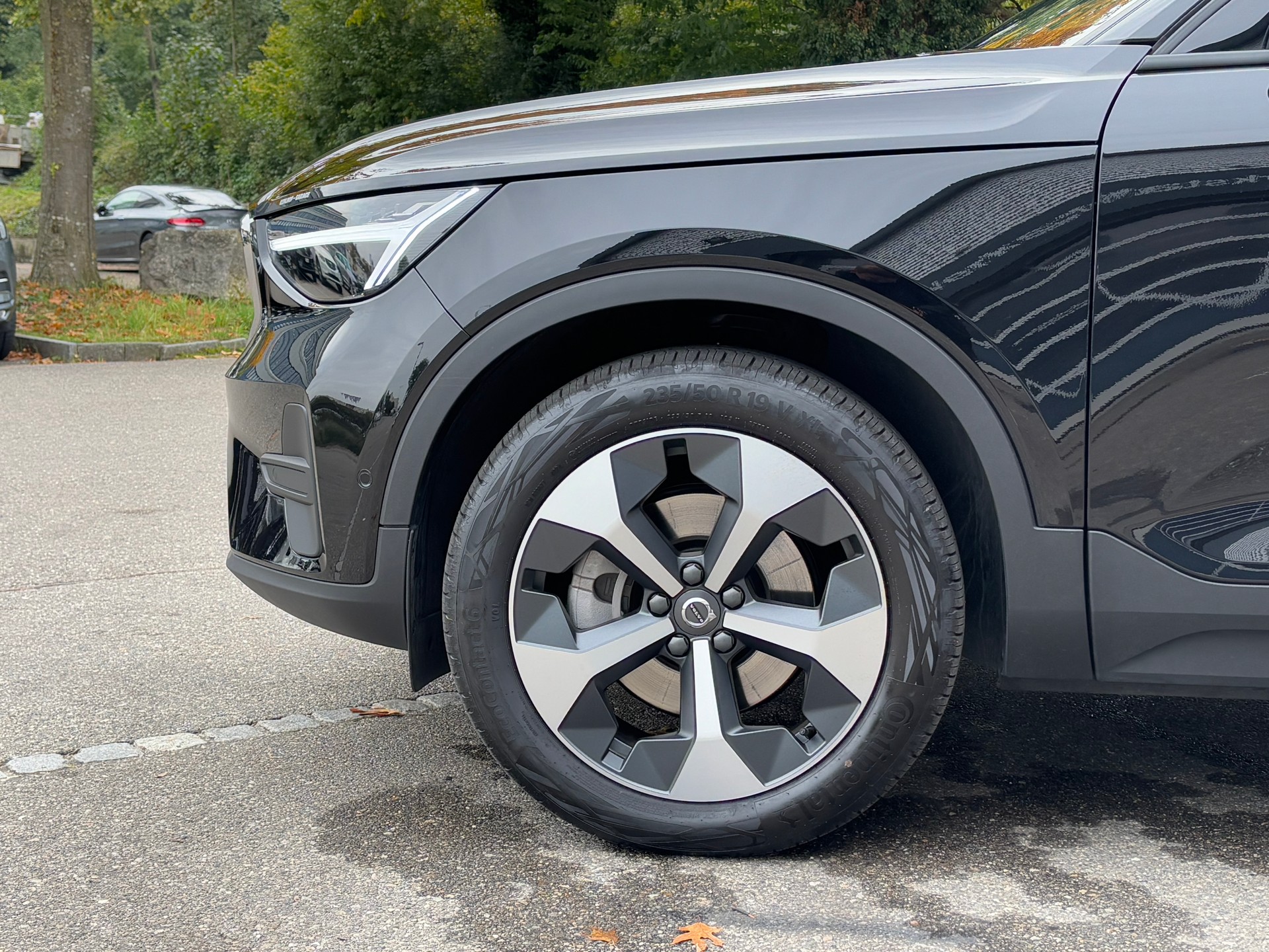 VOLVO XC40 2.0 B3 MH XCITE-image-1