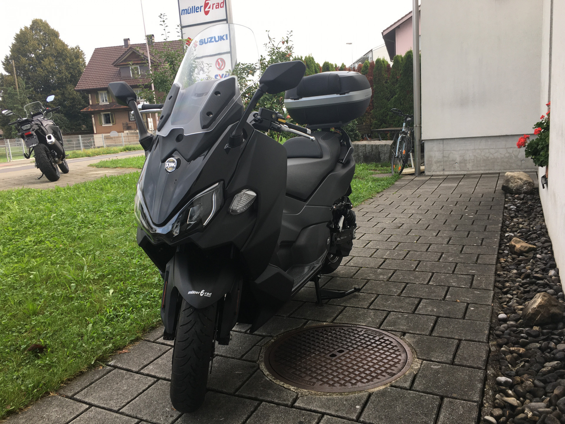 SYM Maxsym TL 500-showroom-element-2