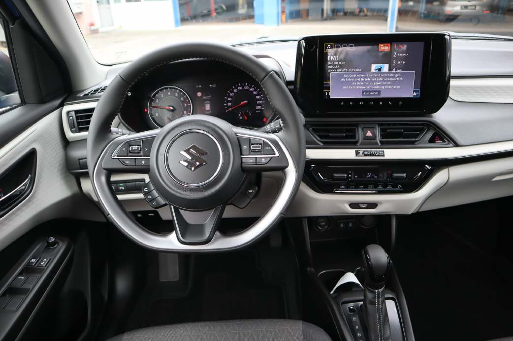 SUZUKI Swift 1.2 1st Edition Hybrid MY24-image-5