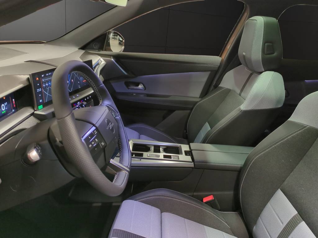 OPEL Grandland Elektro 73kWh GS-image-7