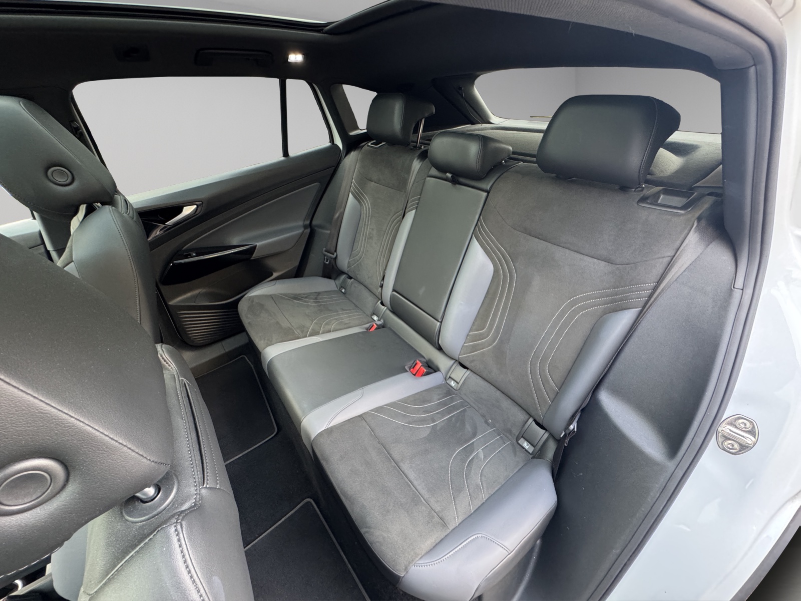 VW ID.4 Pro Performance 77 kWh-image-9