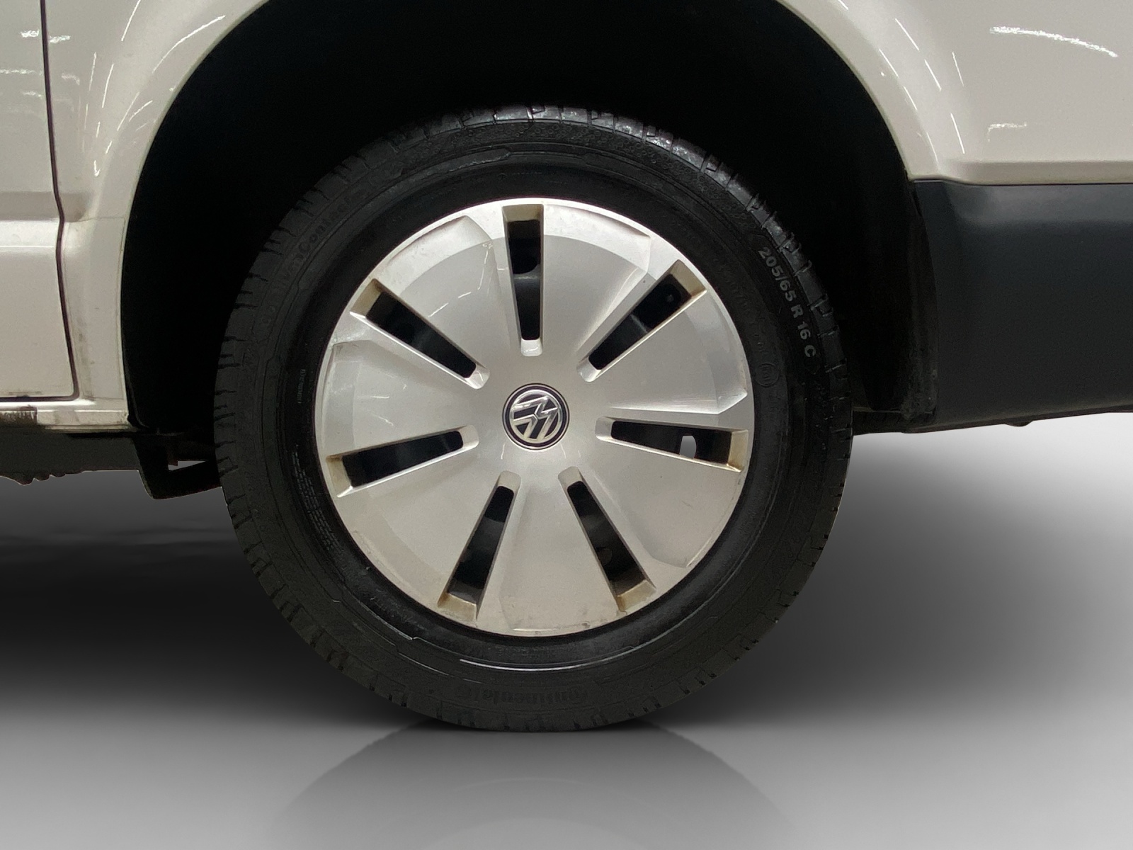 VW T6.1 2.0 TDI 4Motion-image-15