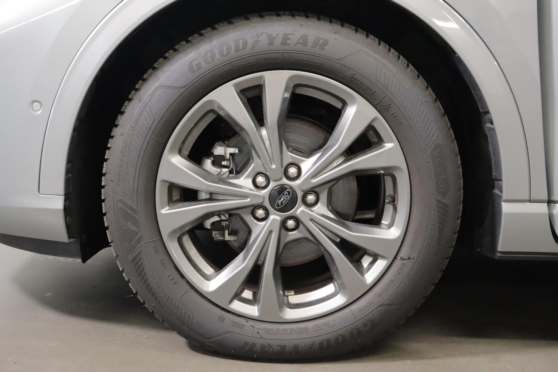 FORD Kuga 2.0 EcoBlue ST-Line-image-11