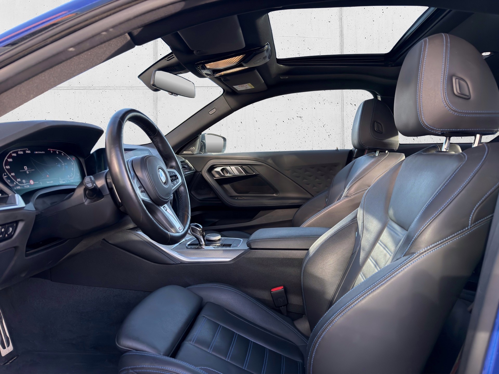 BMW M240i xDrive Steptronic-image-10