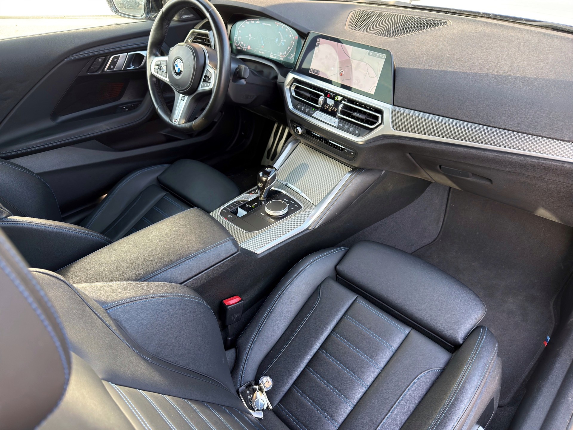 BMW M240i xDrive Steptronic-image-22