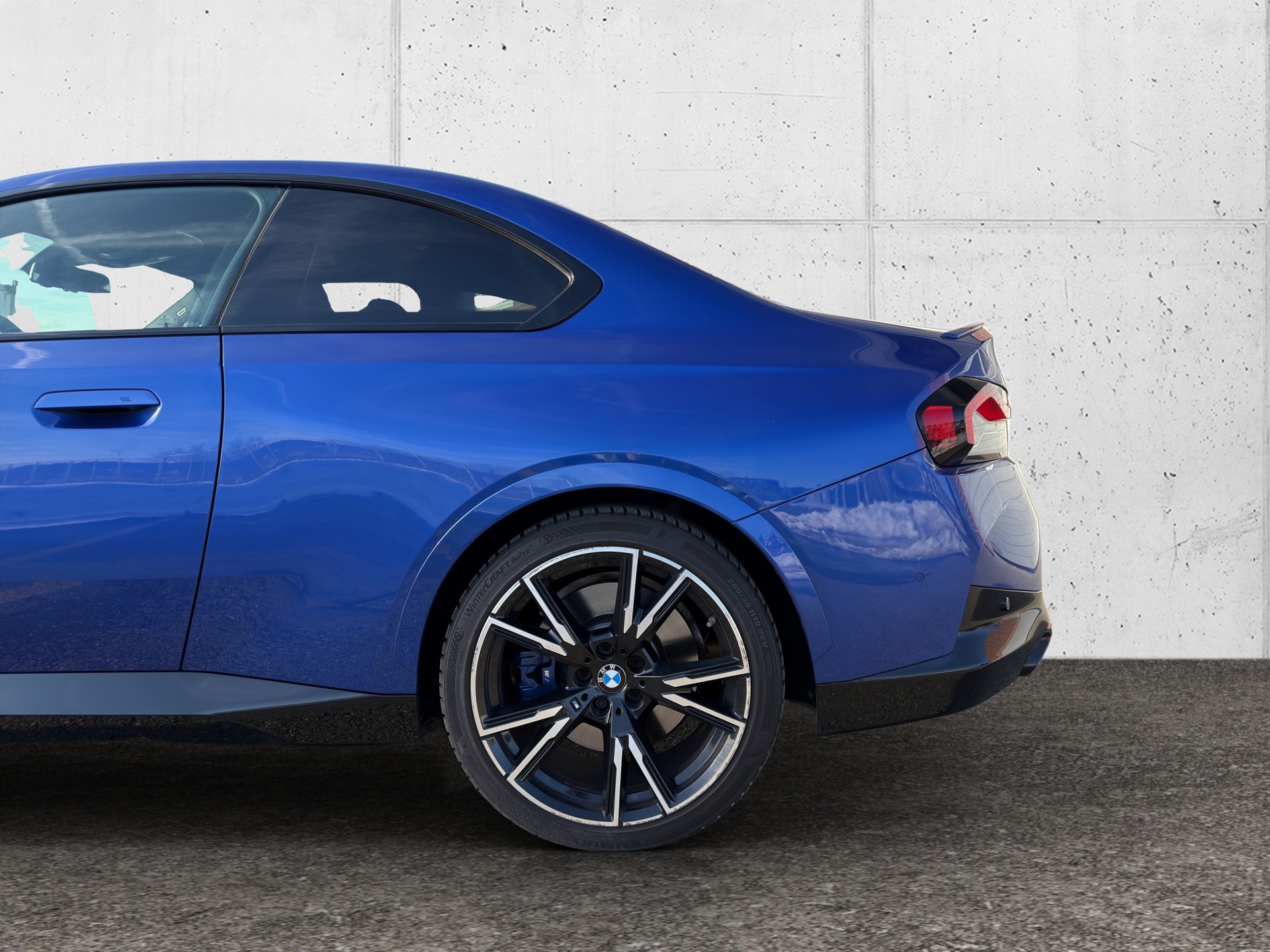 BMW M240i xDrive Steptronic-image-5