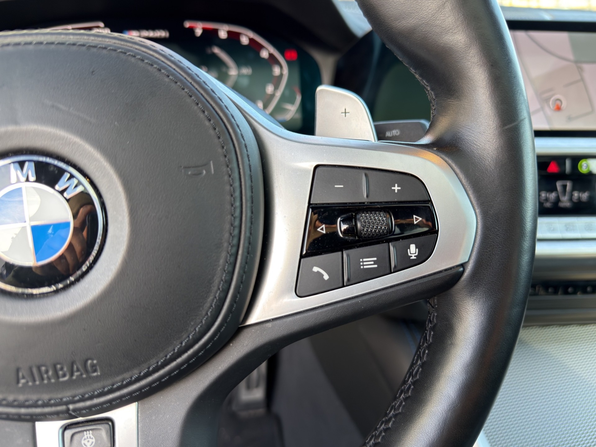BMW M240i xDrive Steptronic-image-17