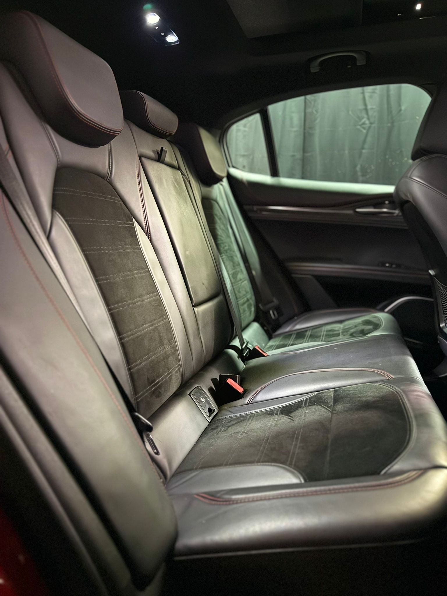ALFA ROMEO Stelvio 2.9 V6 Quadrifoglio Q4 Automatic / Carbon / Panoramadach / Alcantara-image-11