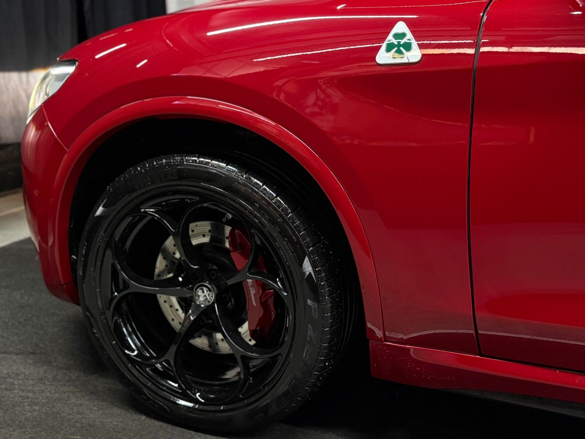 ALFA ROMEO Stelvio 2.9 V6 Quadrifoglio Q4 Automatic / Carbon / Panoramadach / Alcantara-image-6