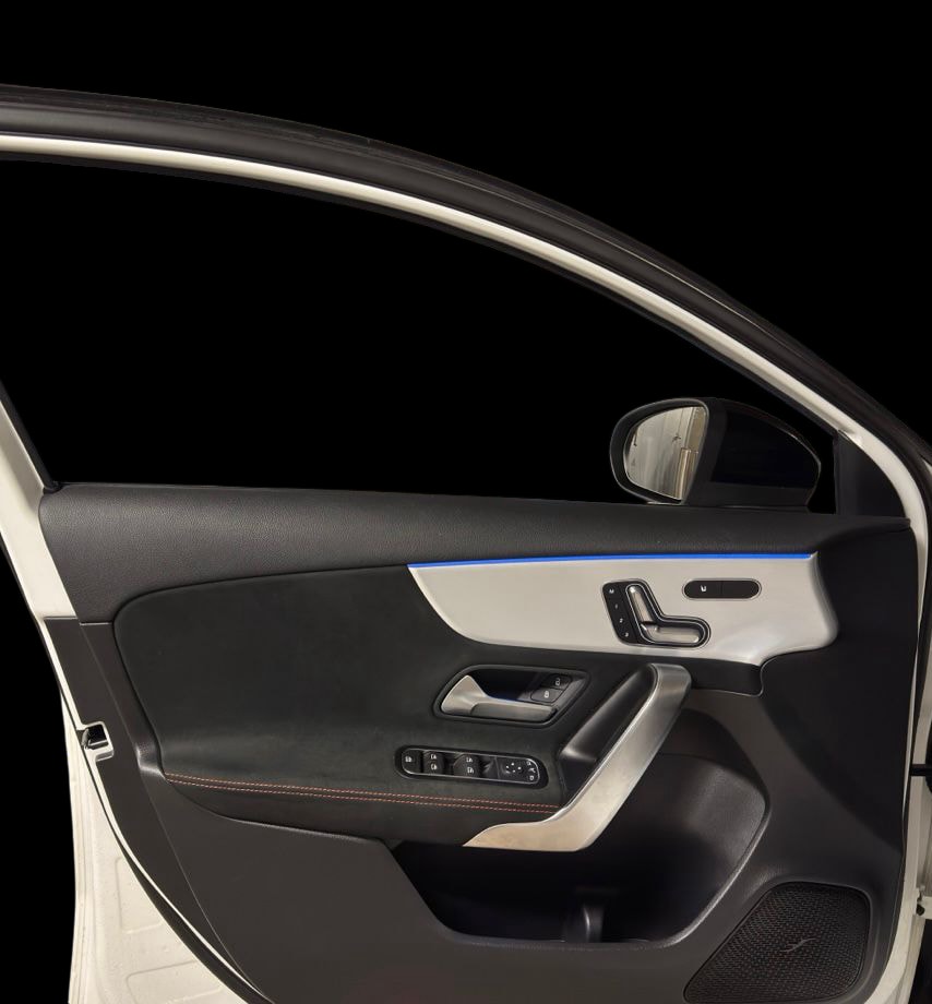 MERCEDES-BENZ A AMG 35 4Matic 8G-DCT-image-14
