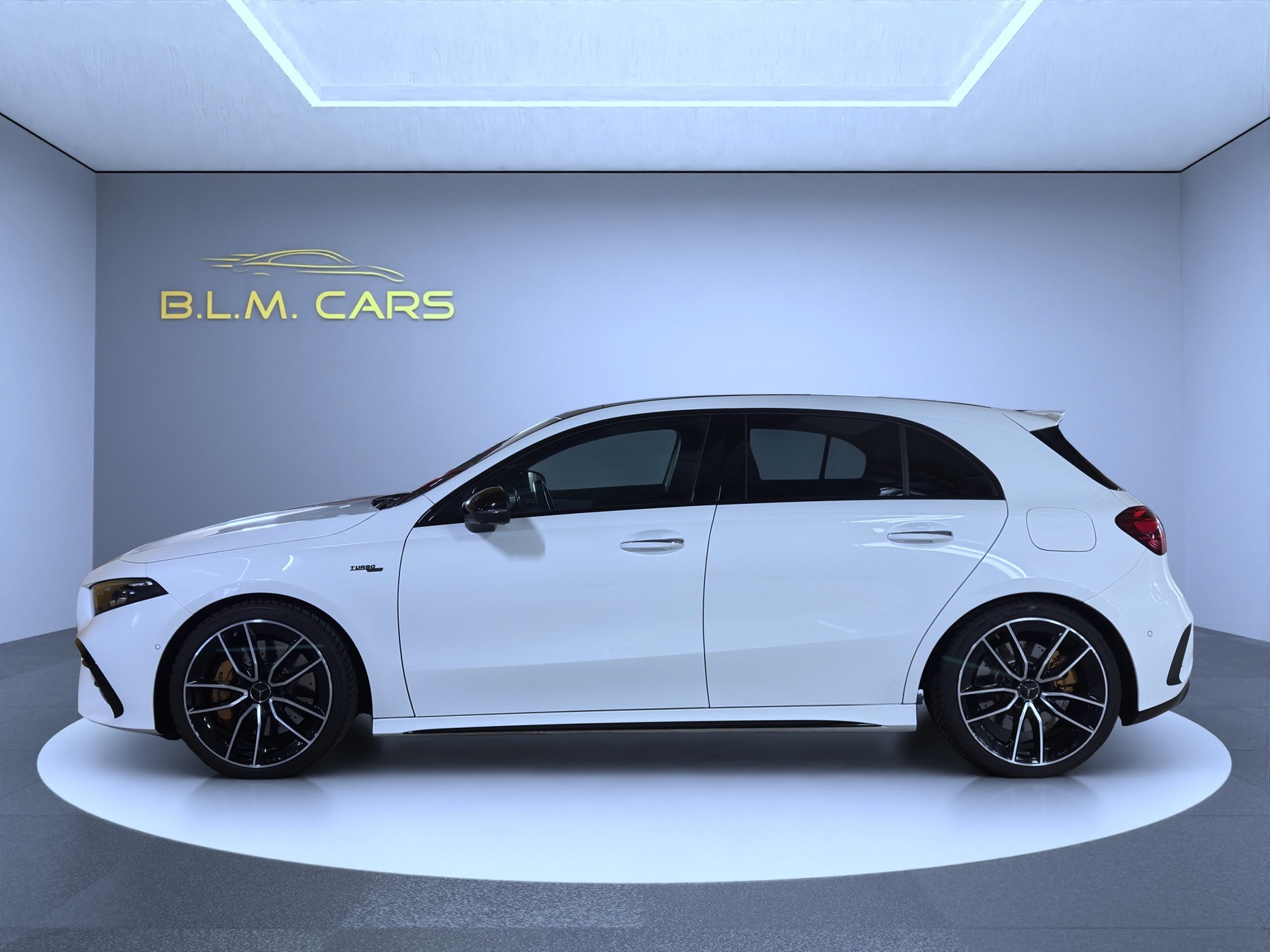 MERCEDES-BENZ A AMG 35 4Matic 8G-DCT-image-3