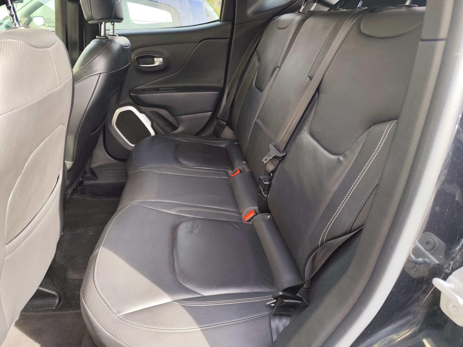 JEEP Renegade 2.0 CRD Limited AWD + Low Range 9ATX-image-10