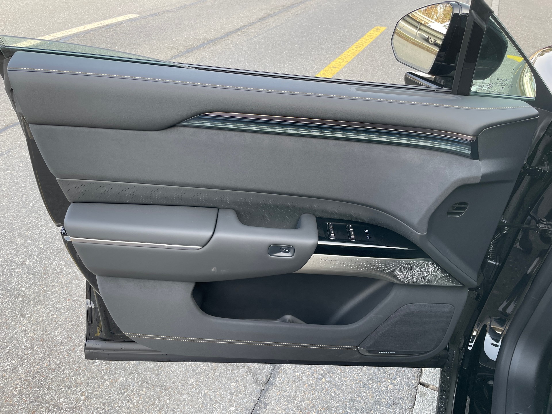 ZEEKR 7X 100kWh Privilege AWD mit Comfort und Cockpitpaket-image-11