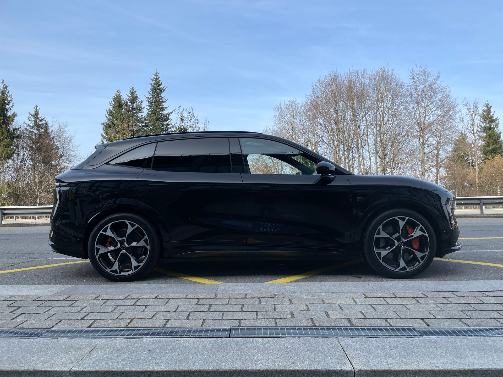 ZEEKR 7X 100kWh Privilege AWD mit Comfort und Cockpitpaket-image-3
