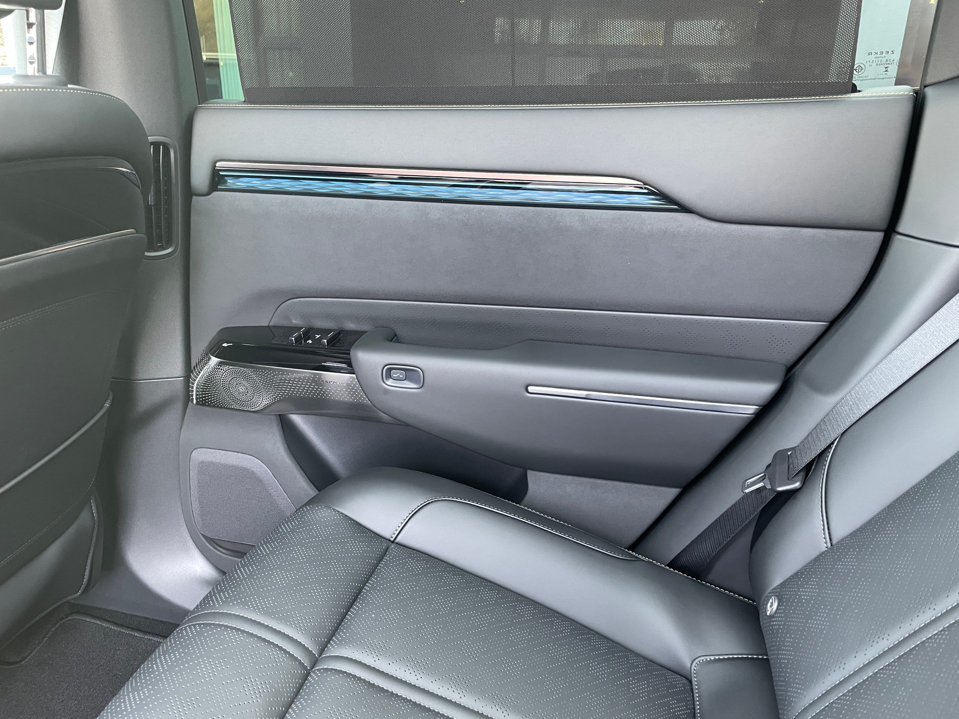 ZEEKR 7X 100kWh Privilege AWD mit Comfort und Cockpitpaket-image-19