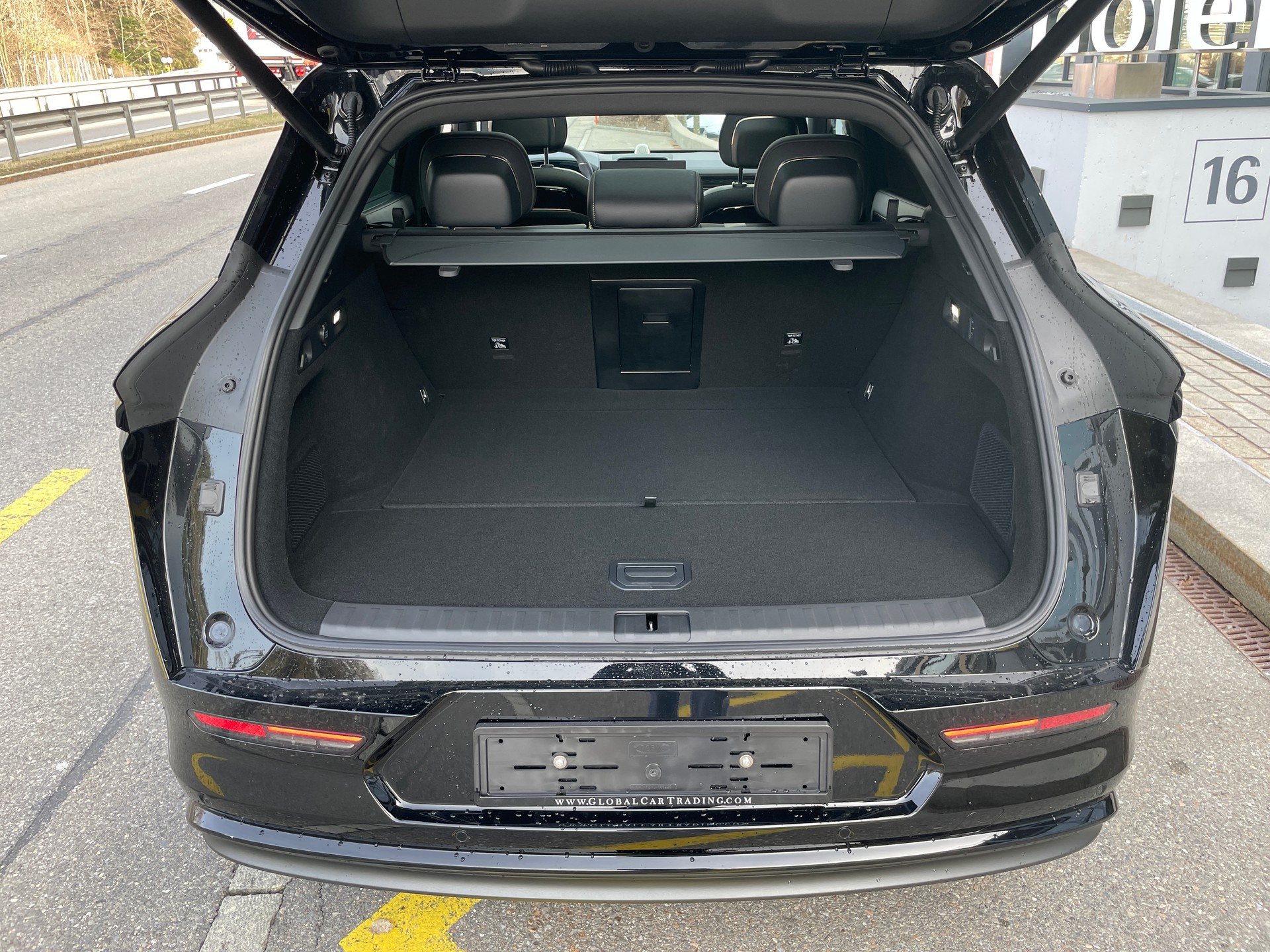 ZEEKR 7X 100kWh Privilege AWD mit Comfort und Cockpitpaket-image-6