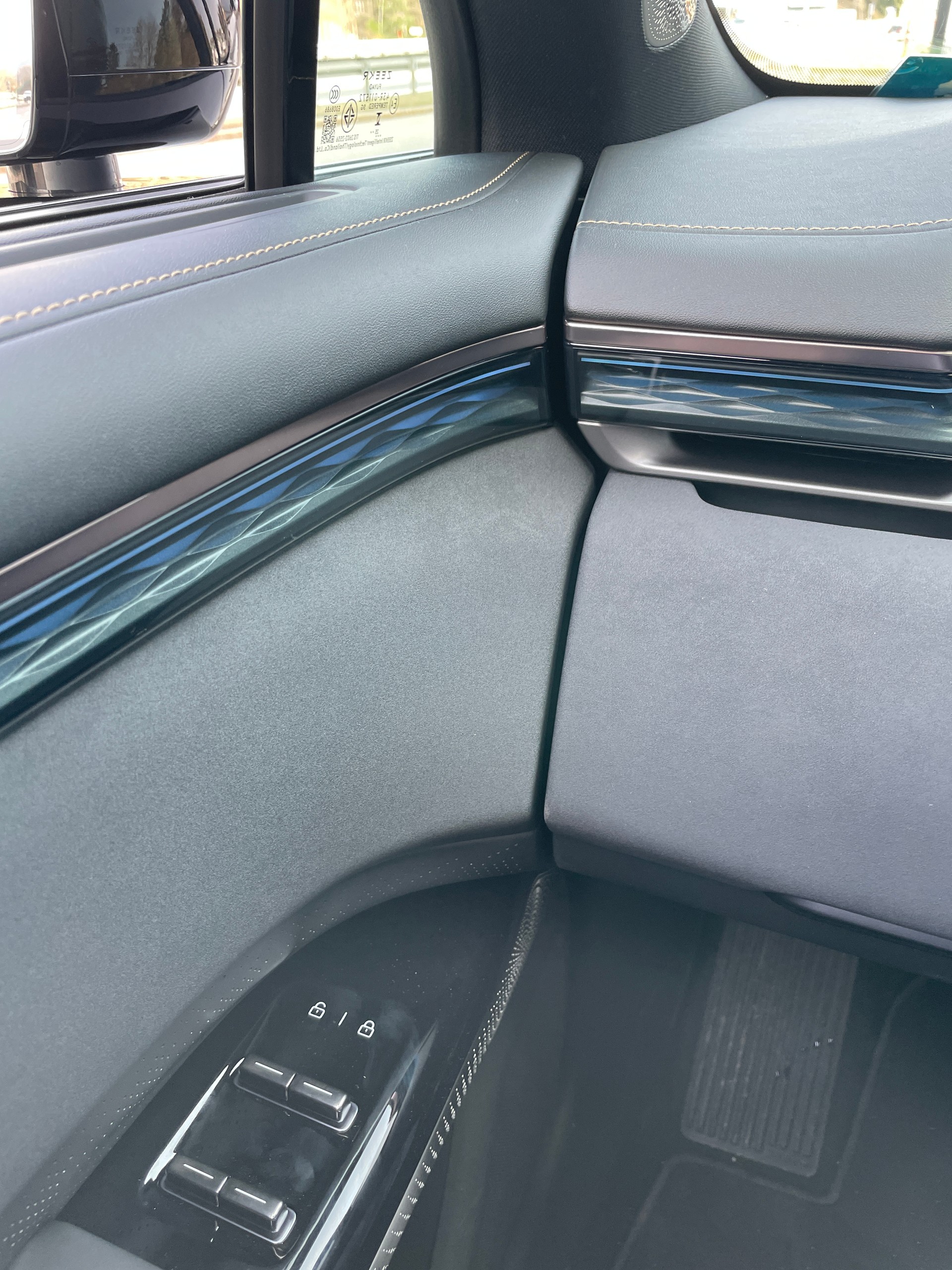 ZEEKR 7X 100kWh Privilege AWD mit Comfort und Cockpitpaket-image-20