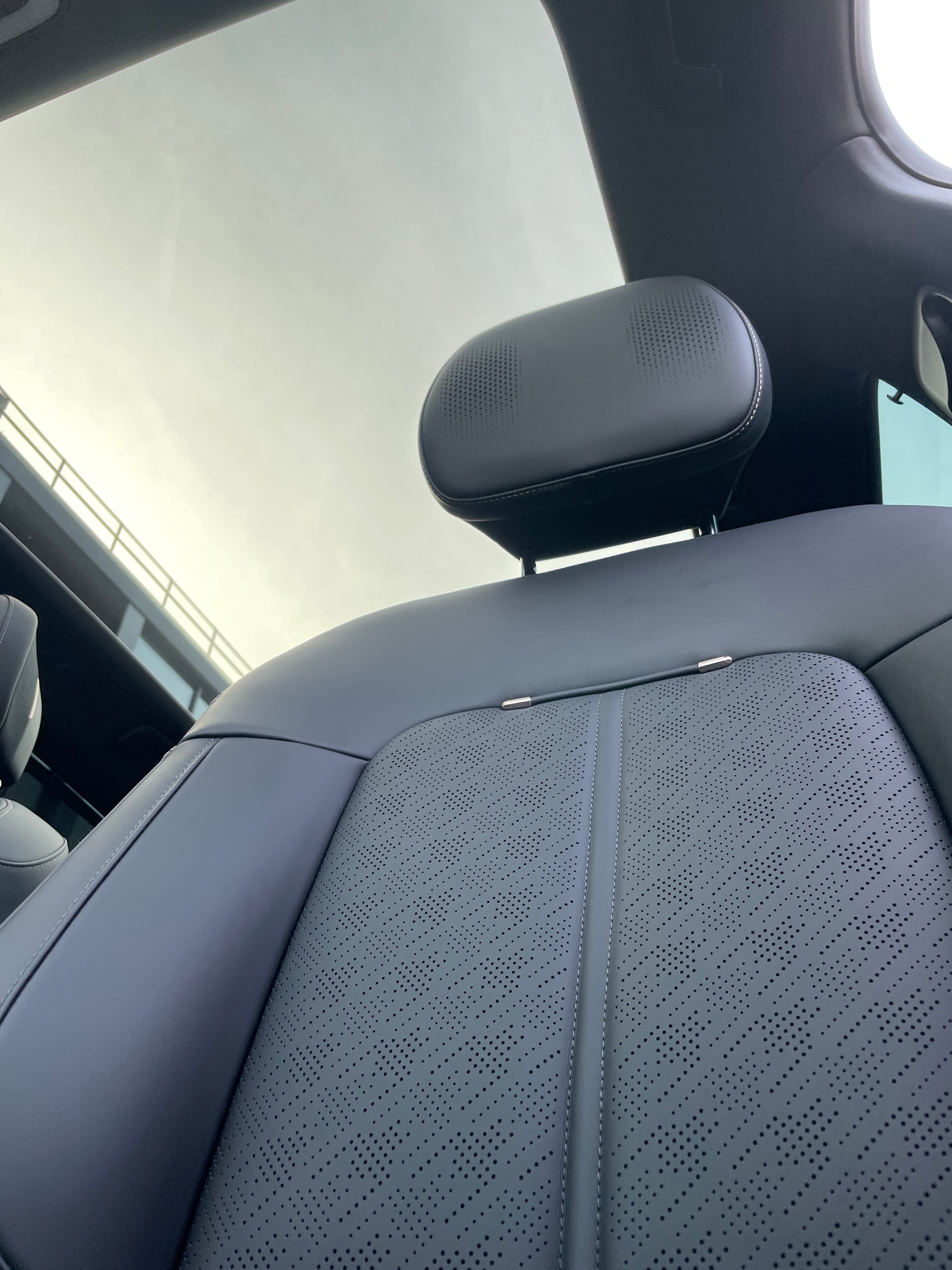 ZEEKR 7X 100kWh Privilege AWD mit Comfort und Cockpitpaket-image-12