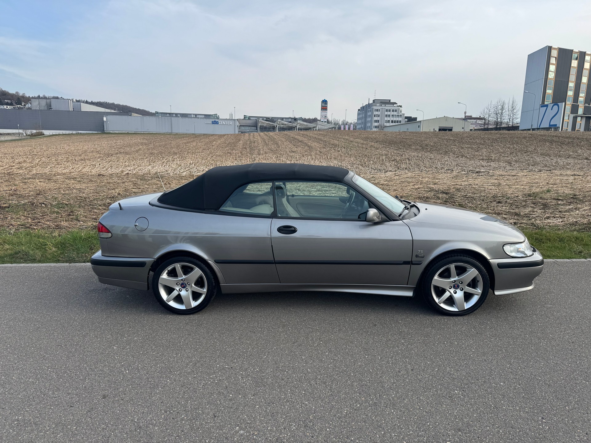 SAAB 9-3 2.0i-16 Special Edition-image-3