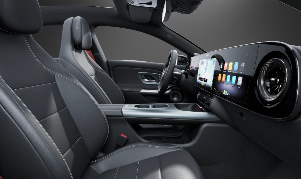 MERCEDES-BENZ CLA 220 8G-DCT 4Matic-image-8