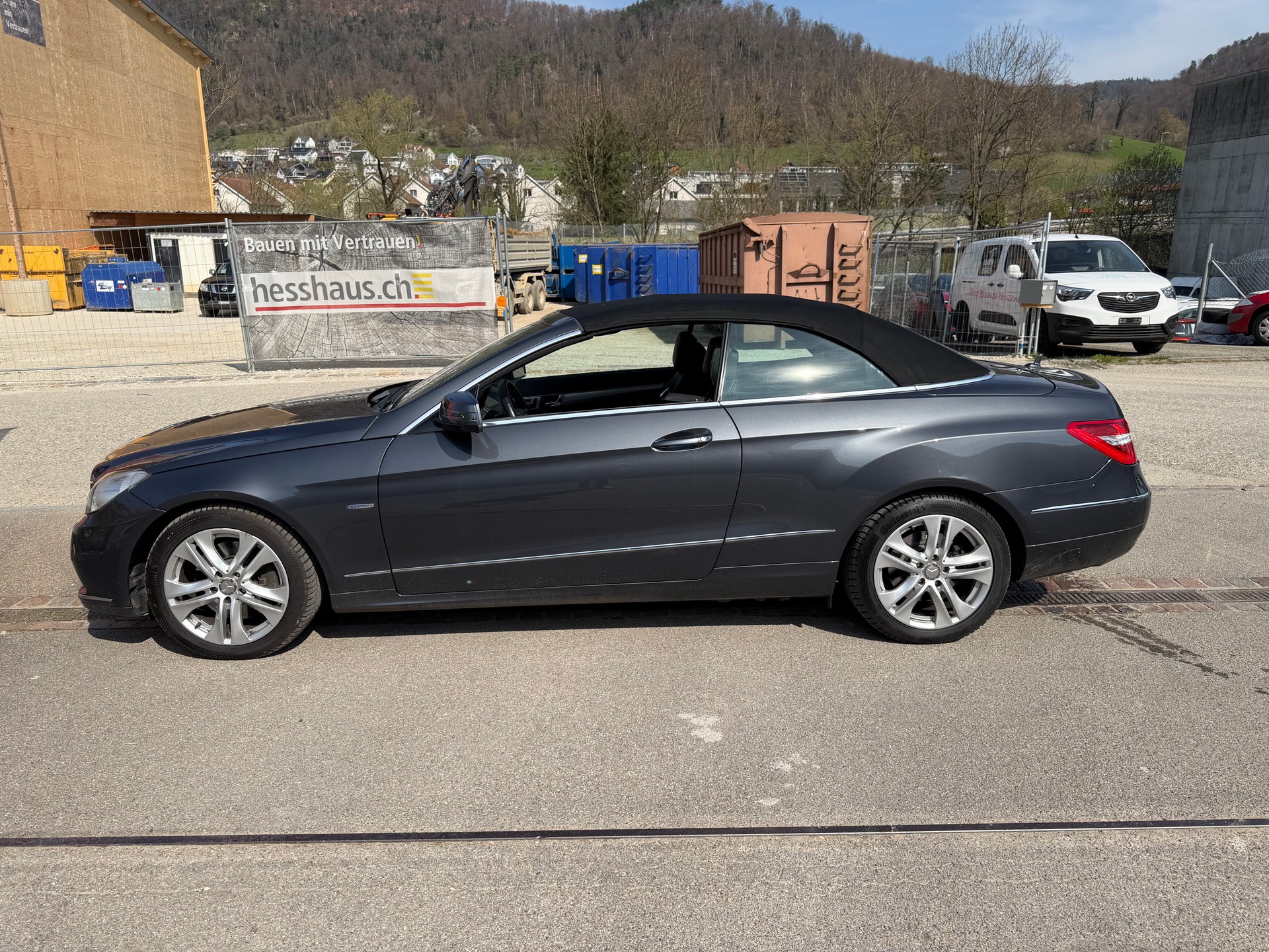 MERCEDES-BENZ E 350 CGI BlueEfficiency 7G-Tronic-image-4