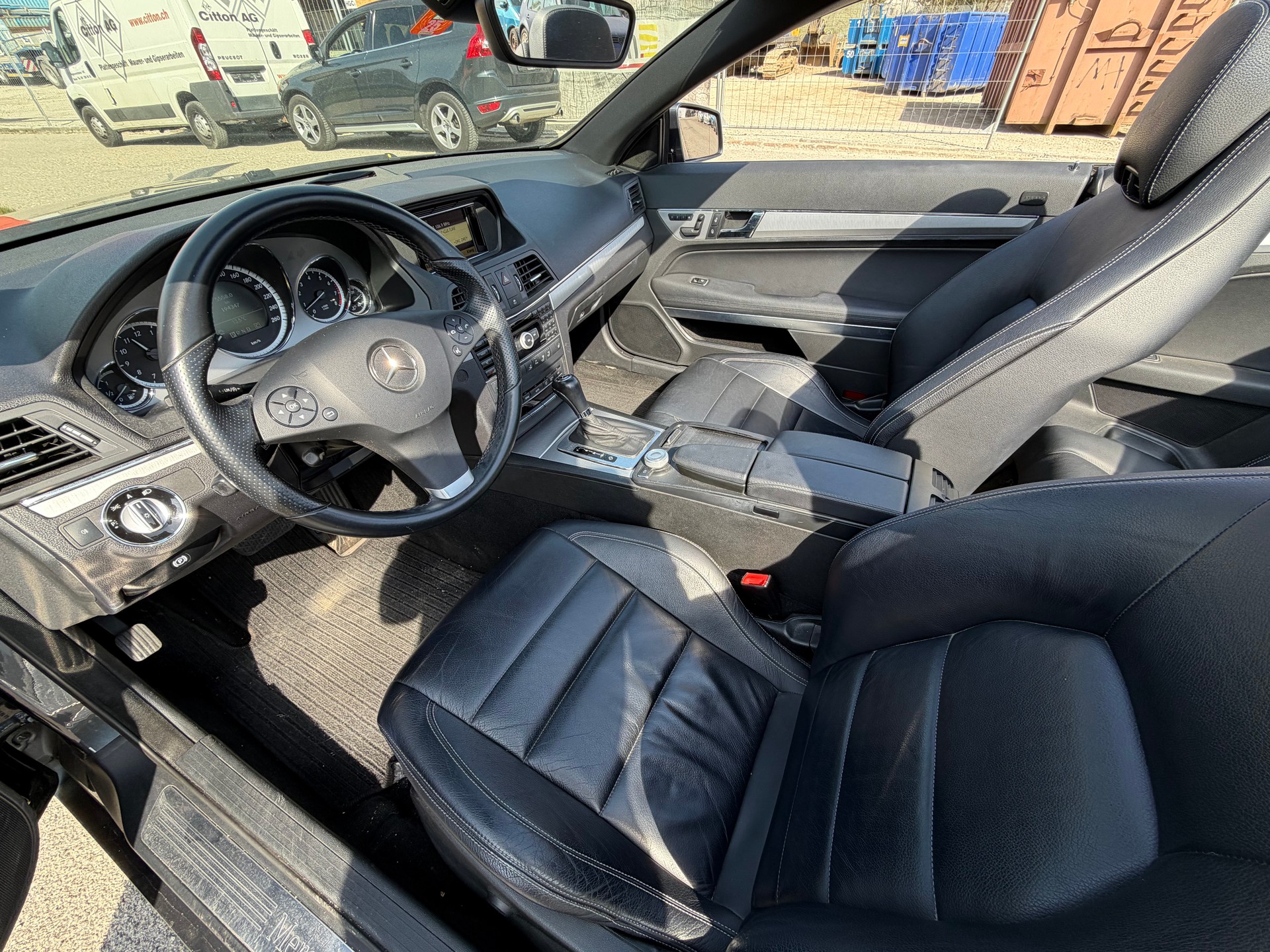 MERCEDES-BENZ E 350 CGI BlueEfficiency 7G-Tronic-image-7