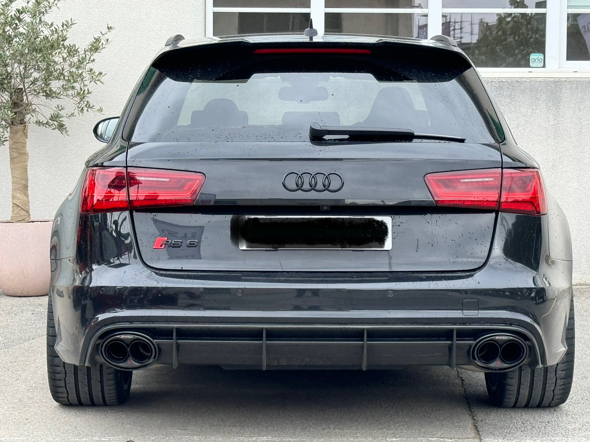 AUDI RS6 Avant 4.0 TFSI V8 performance quattro-image-4