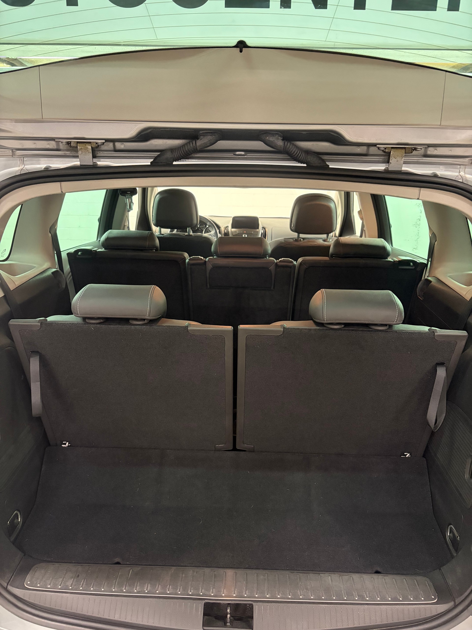 OPEL Zafira Tourer 2.0 CDTi Cosmo Automatic 7 Platz-image-14