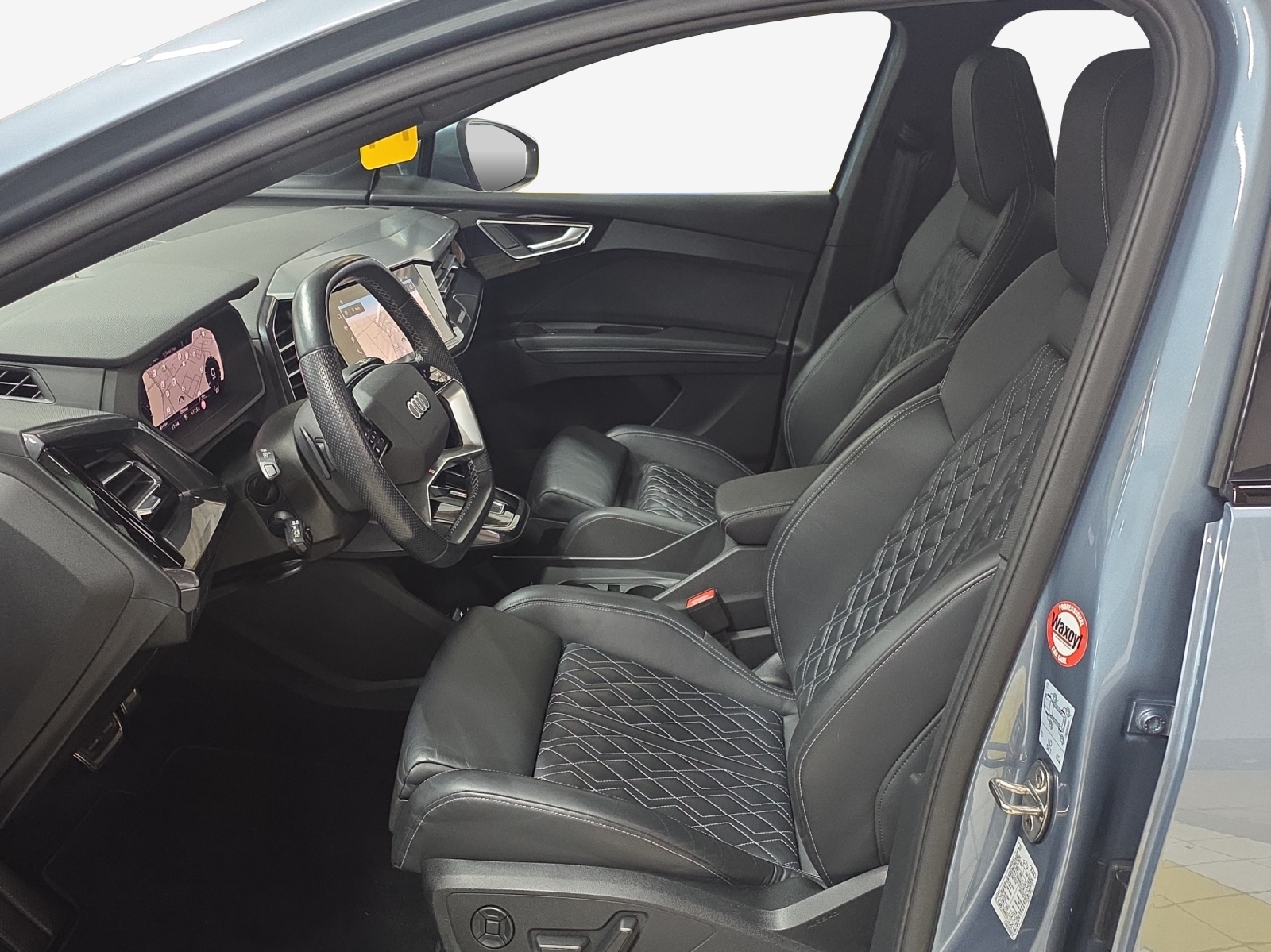 AUDI Q4 e-tron 50 quattro-image-8