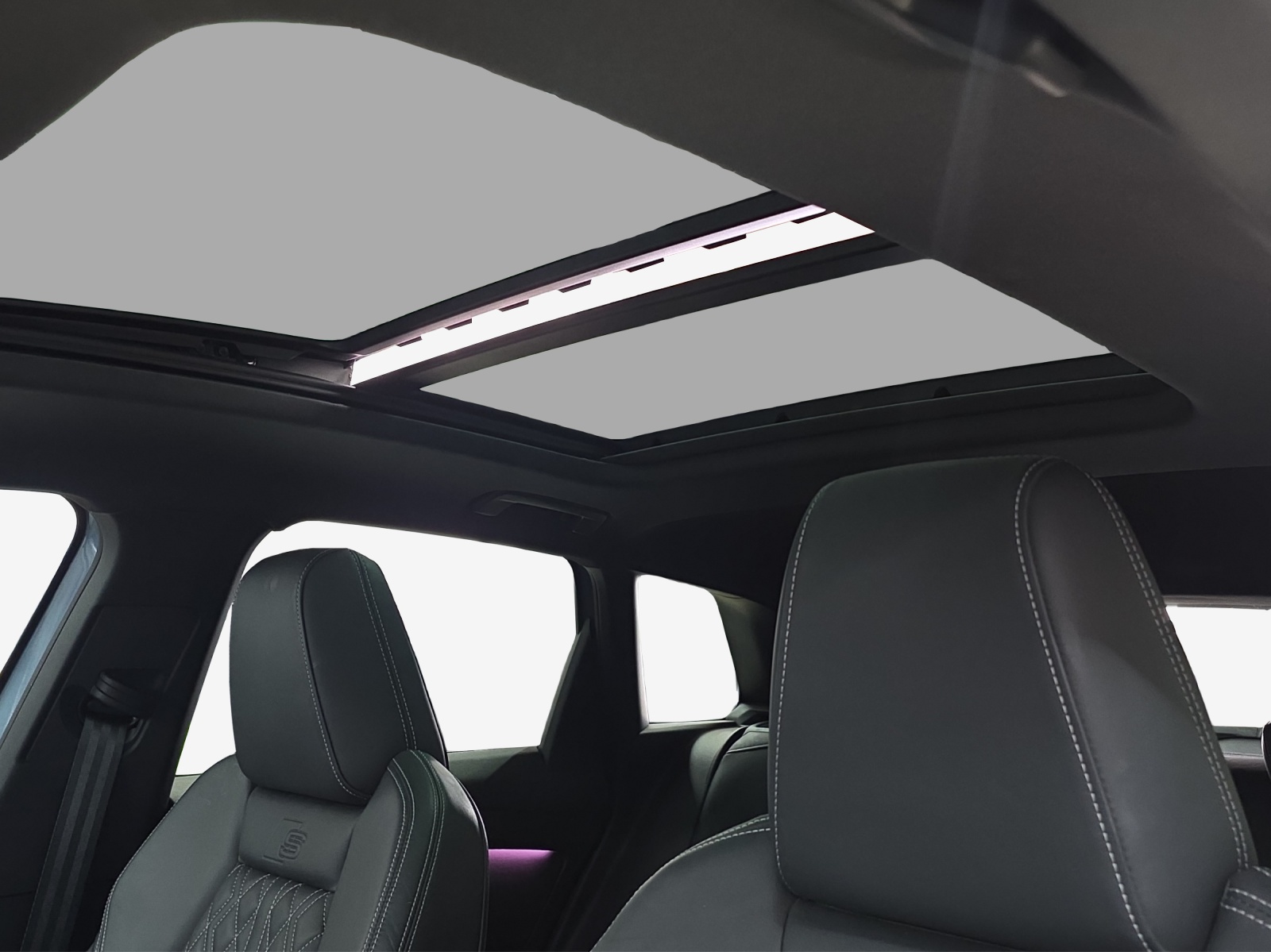 AUDI Q4 e-tron 50 quattro-image-15