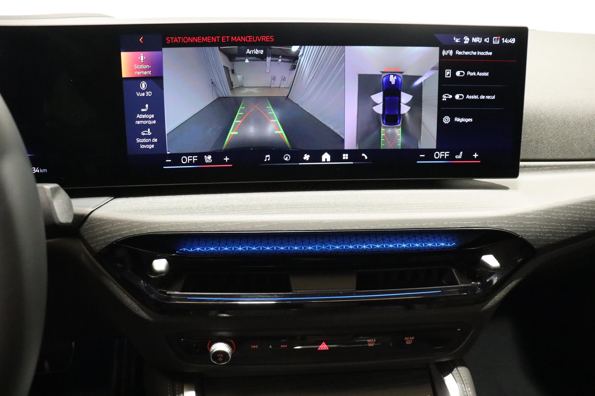 BMW i4 xDrive40-image-14