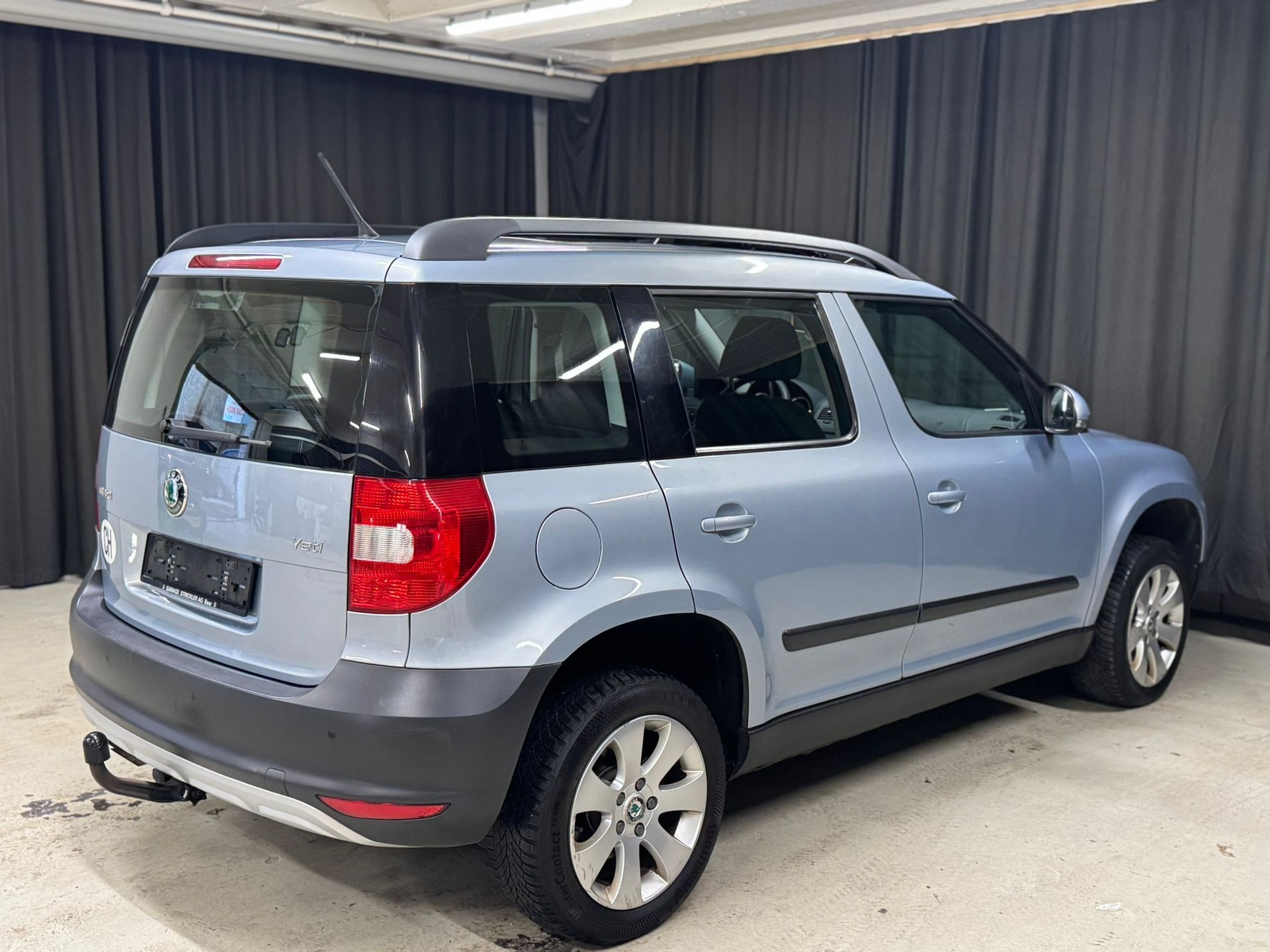 SKODA Yeti 2.0 TDI Clever 4x4-image-3