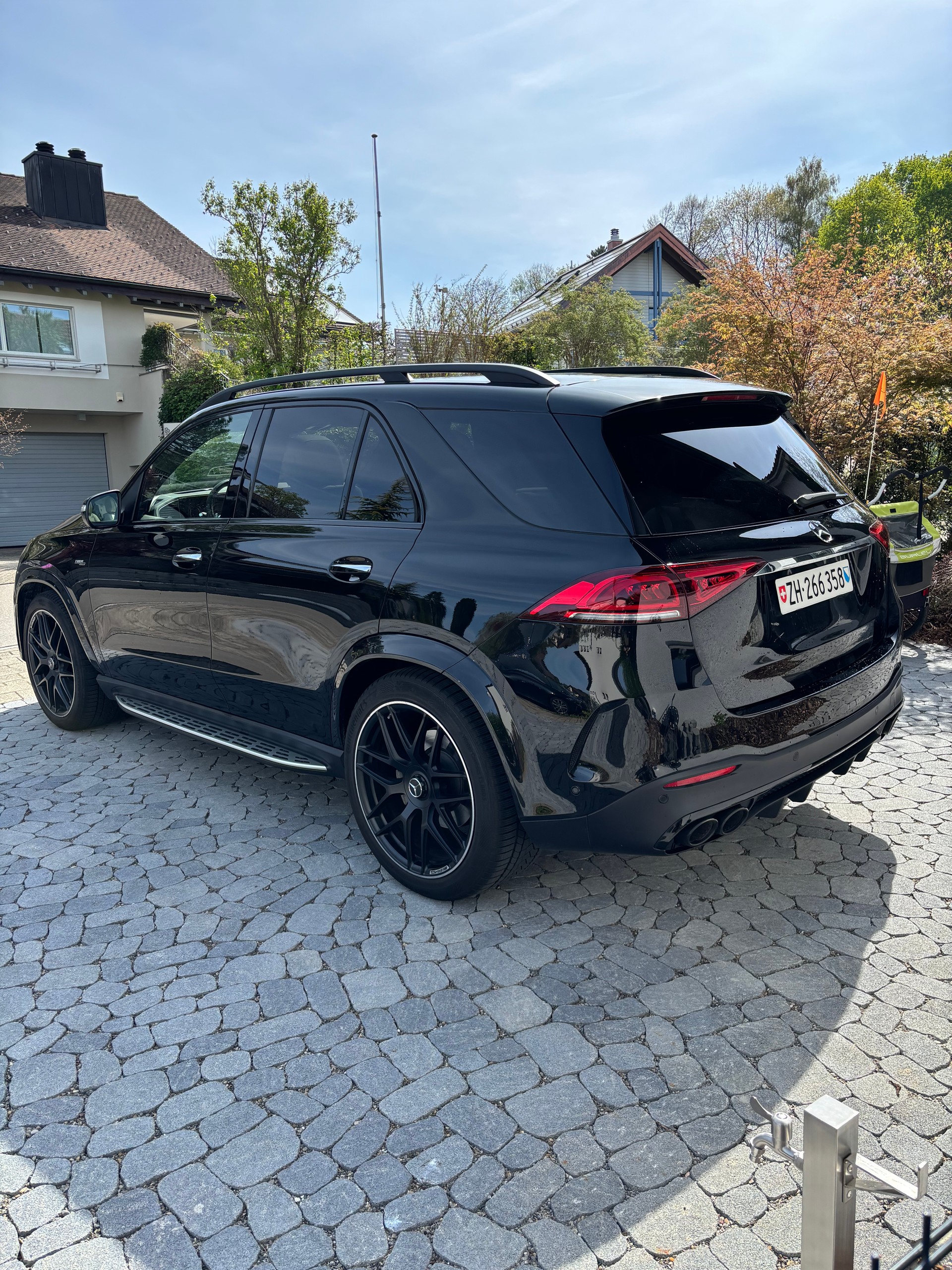 MERCEDES-BENZ GLE 53 AMG 4matic+-image-4