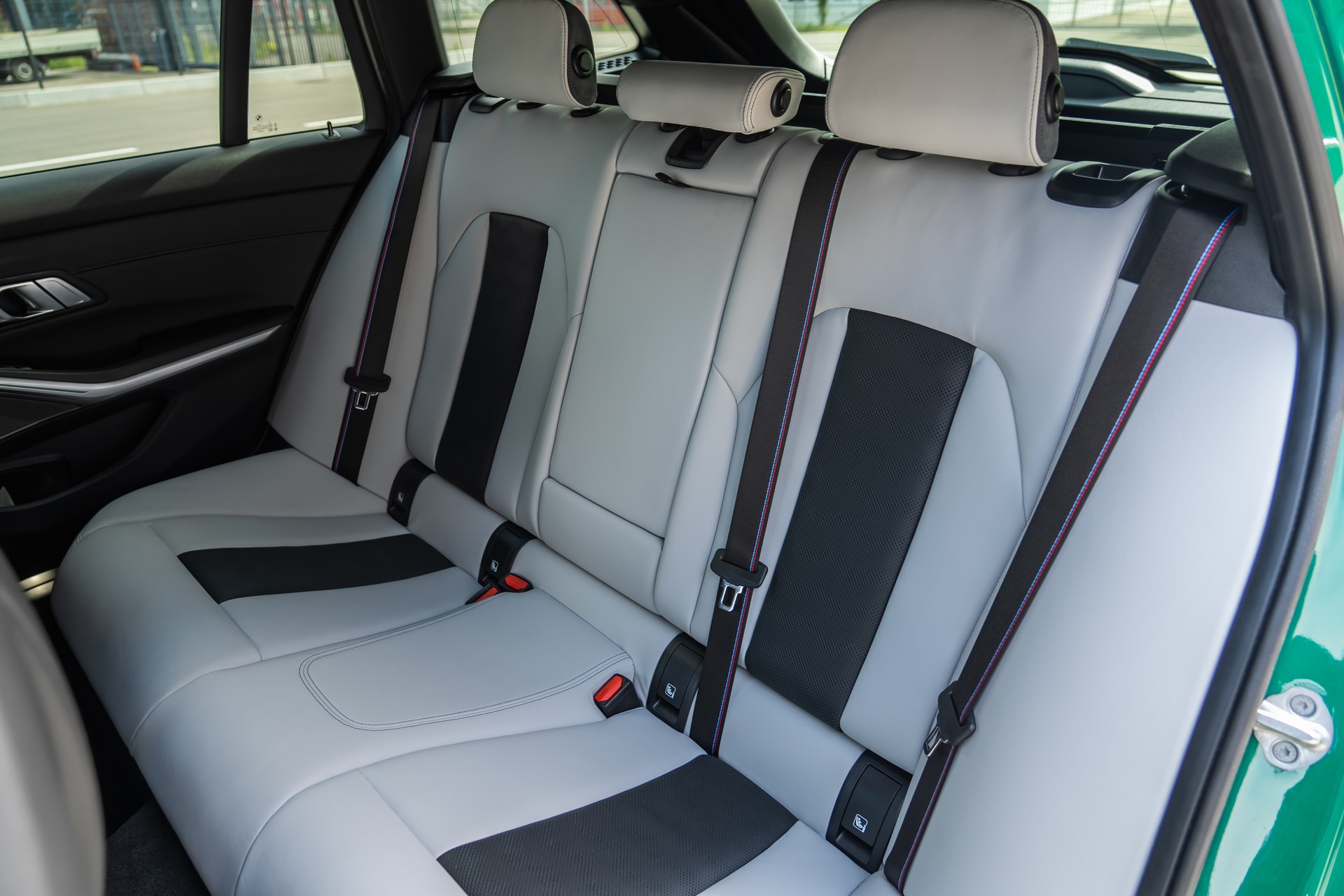 BMW M3 Touring xDrive Competition M-image-16