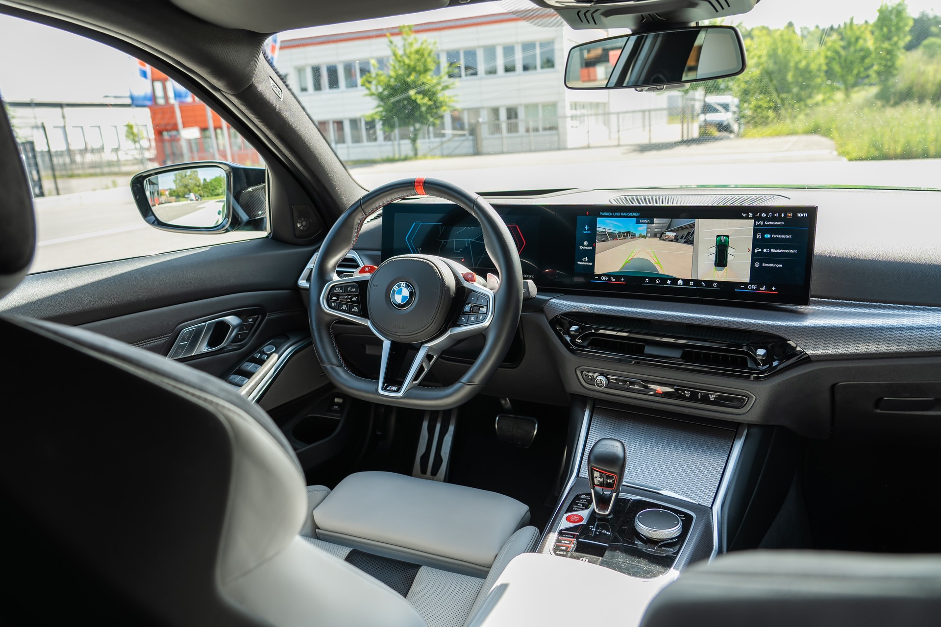 BMW M3 Touring xDrive Competition M-image-18