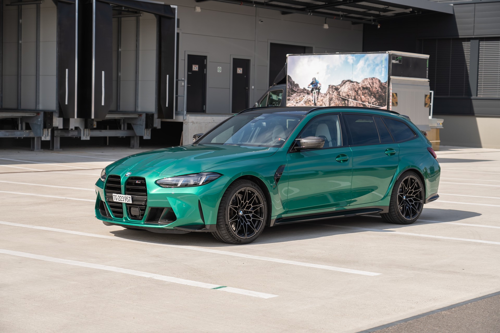 BMW M3 Touring xDrive Competition M-image-0