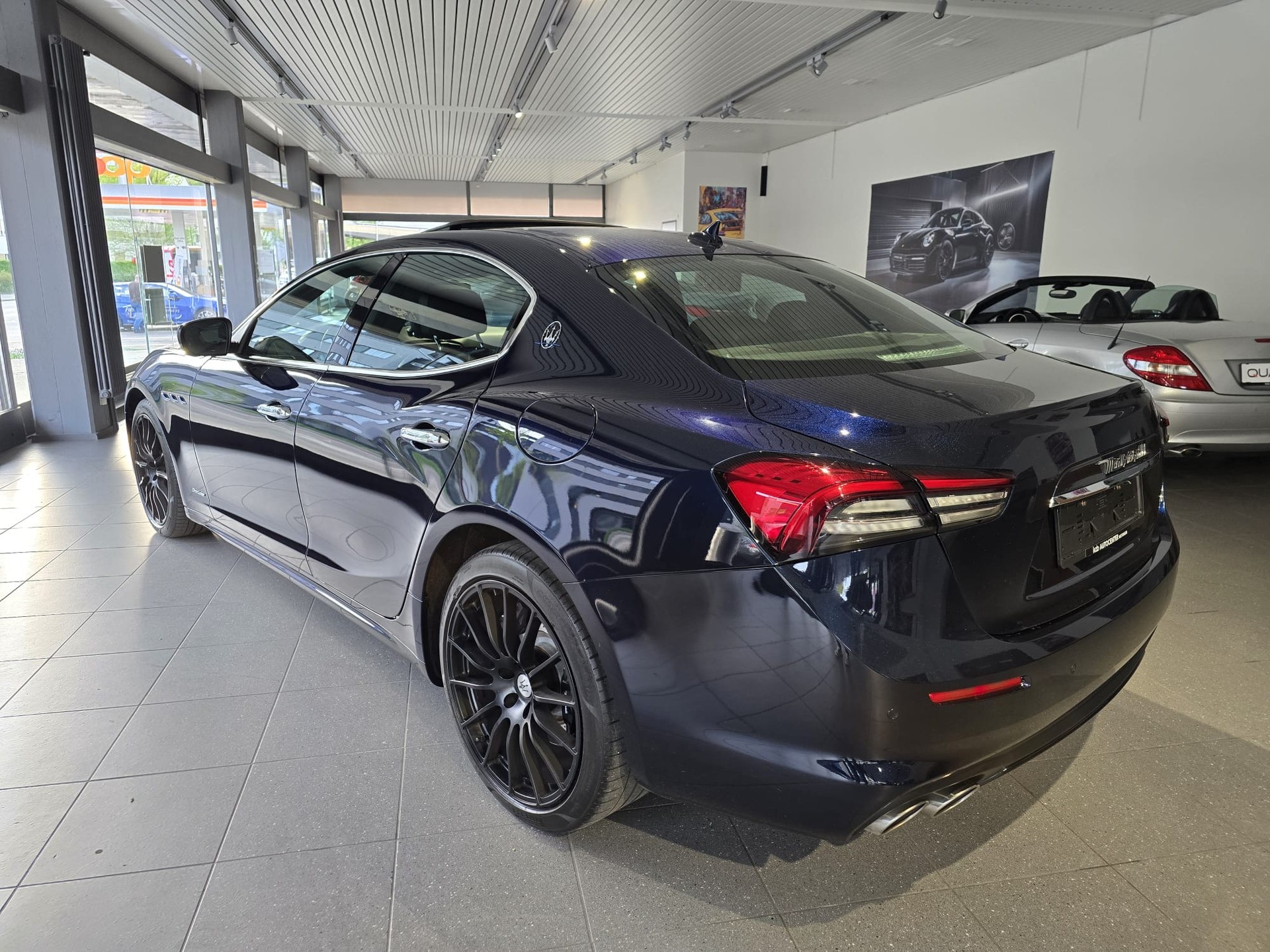 MASERATI Ghibli 2.0 Hybrid GranLuso Automatica-image-8