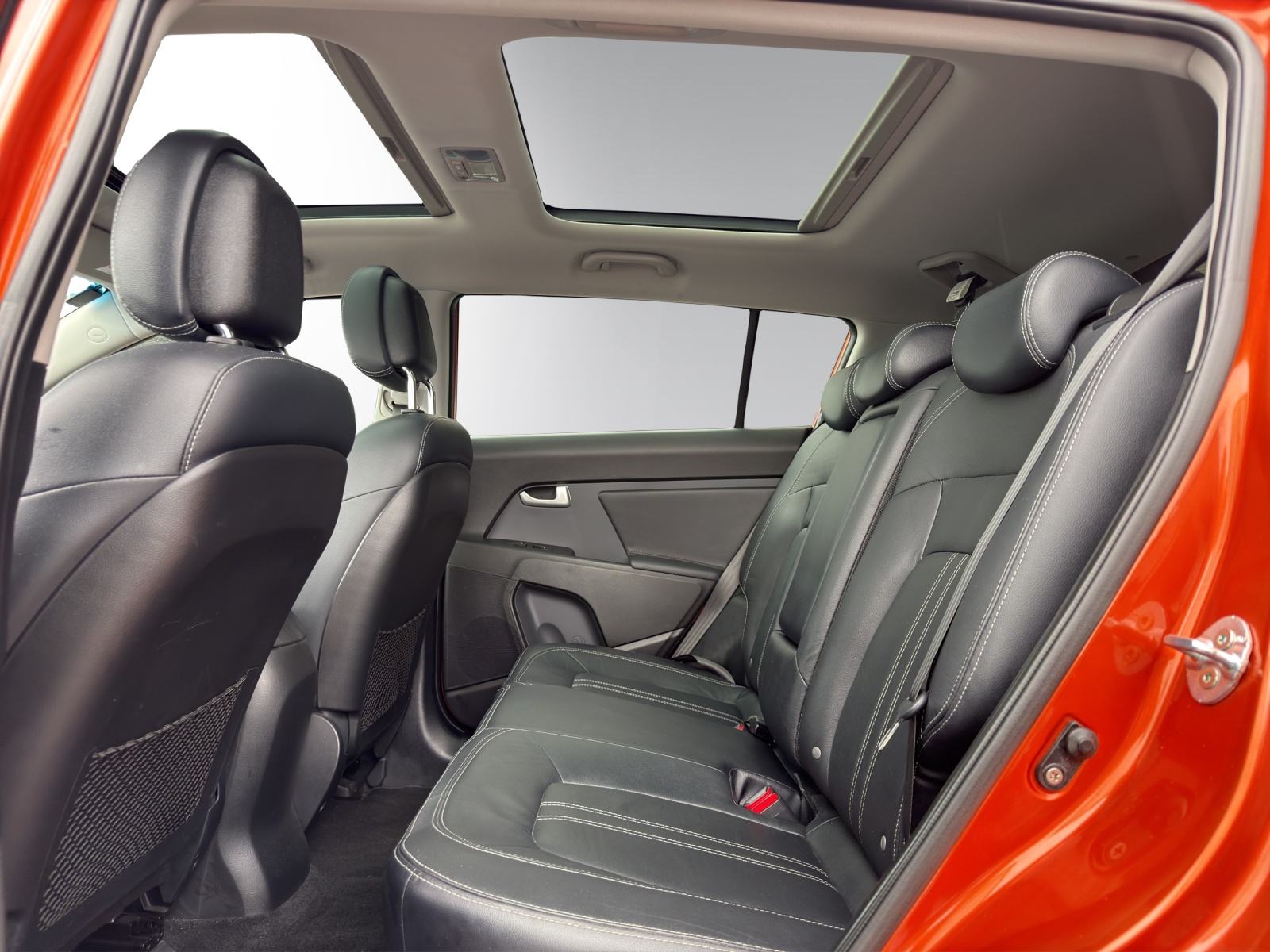 KIA Sportage 2.0 Style-image-9