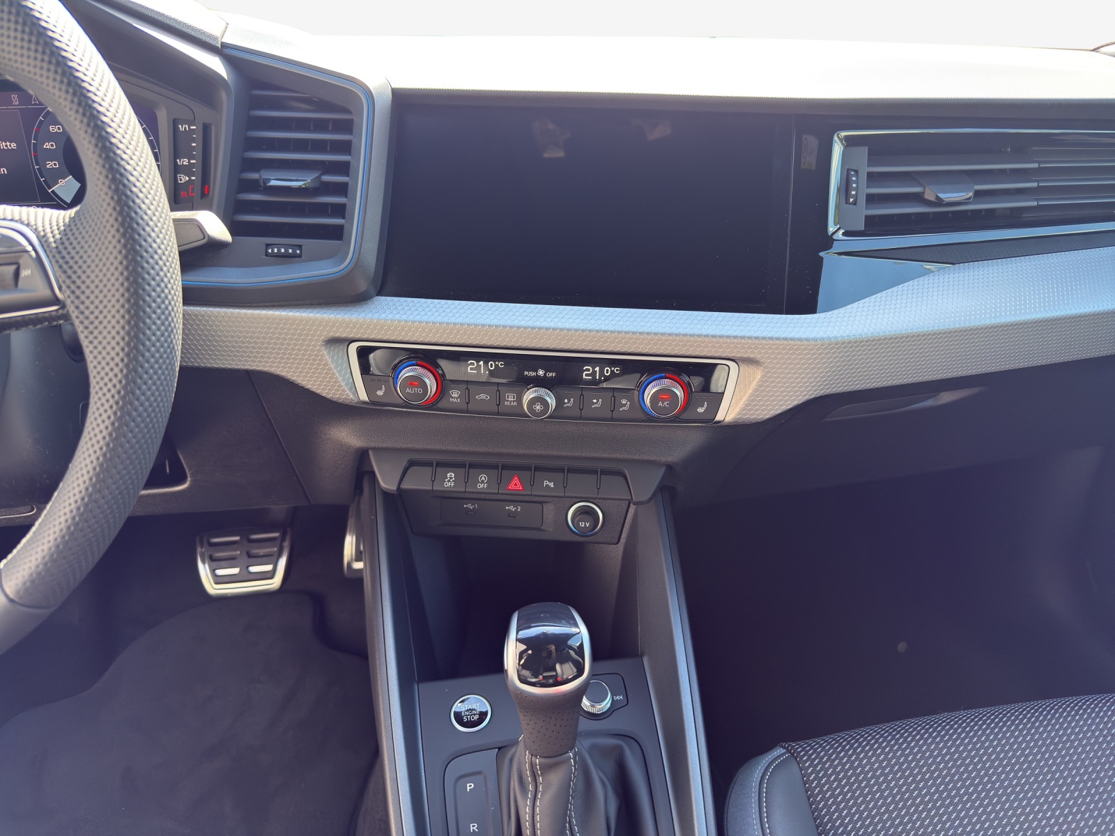 AUDI A1 Sportback 30 TFSI S Line S-tronic-image-10