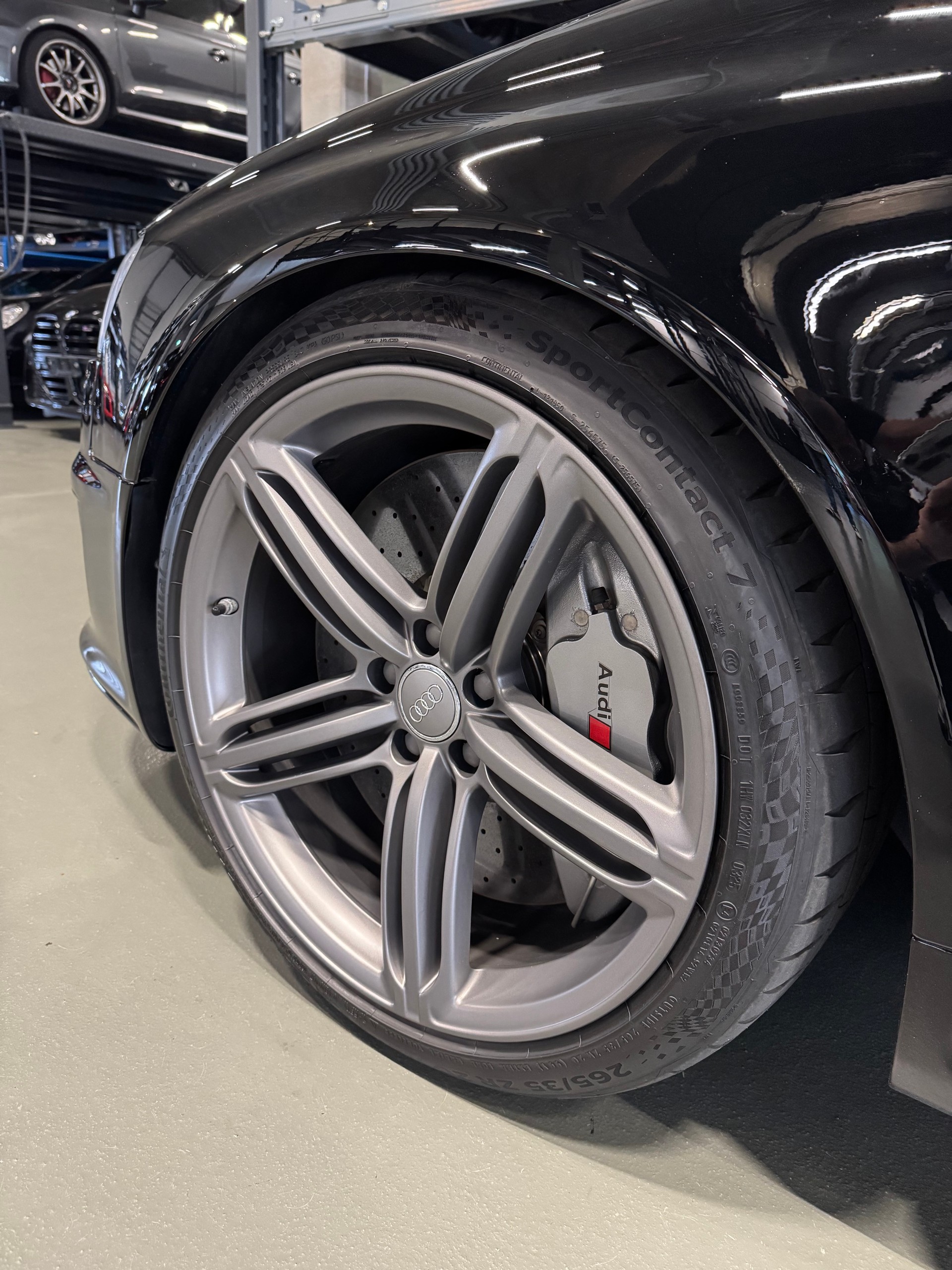AUDI RS6 Limousine 5.0 TFSI V10 quattro tiptronic-image-12