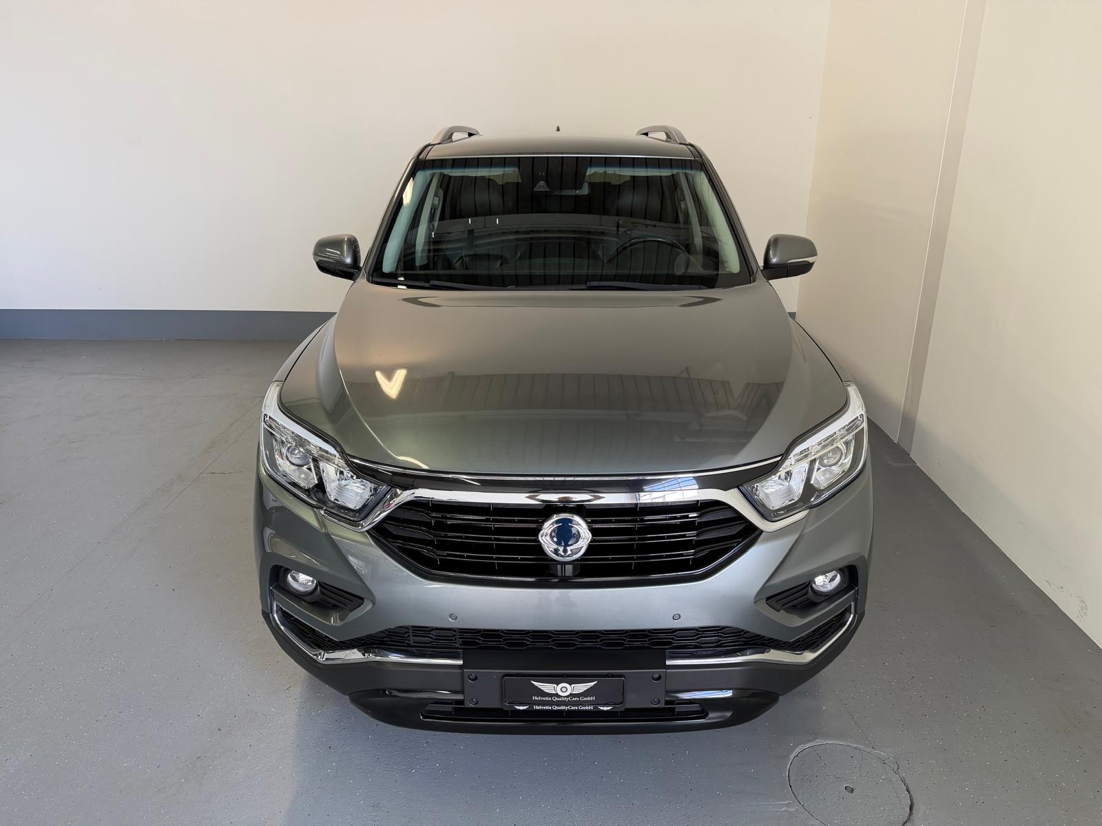 KGM-SsangYong Rexton RX220 e-XDi Sapphire 4WD-showroom-element-3