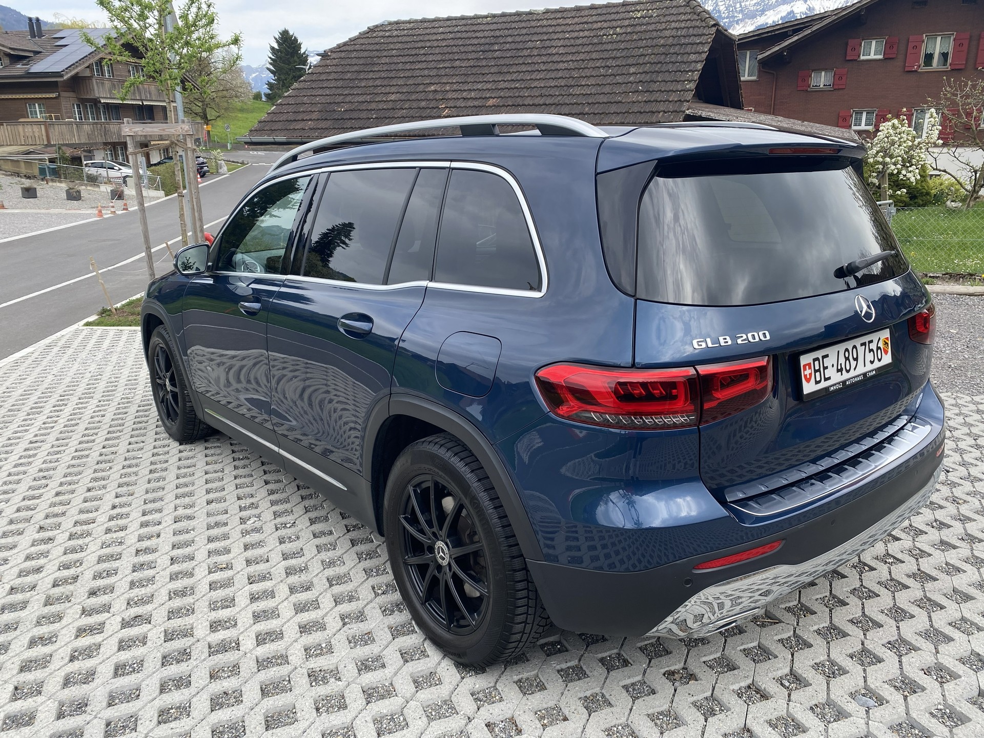 MERCEDES-BENZ Progressive 7-PLÄTZER-image-0