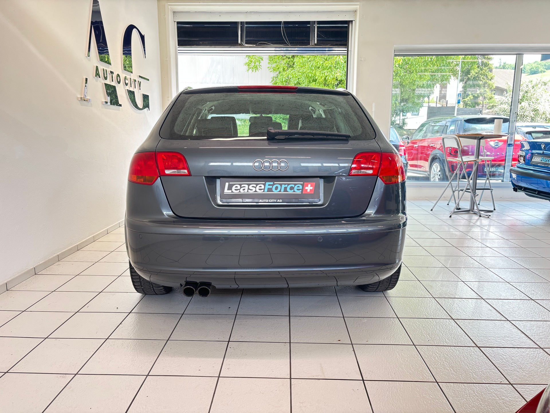 AUDI A3 1.8 Turbo FSI Attraction-image-4