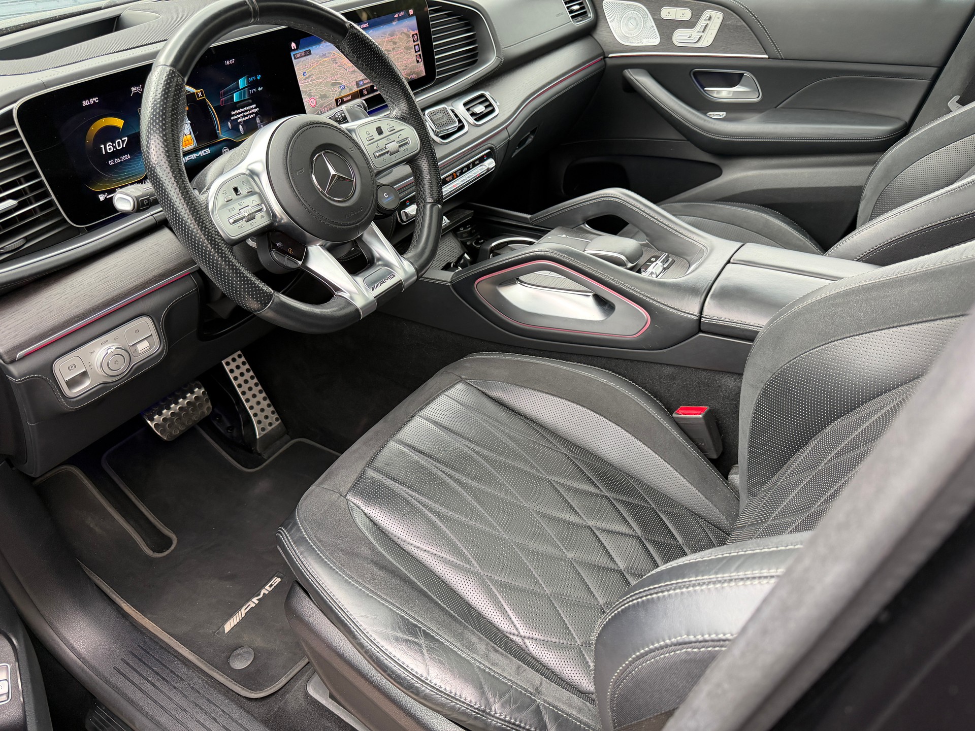 MERCEDES-BENZ GLE Coupé 53 AMG Premium Plus 4Matic+ Speedshift-image-9
