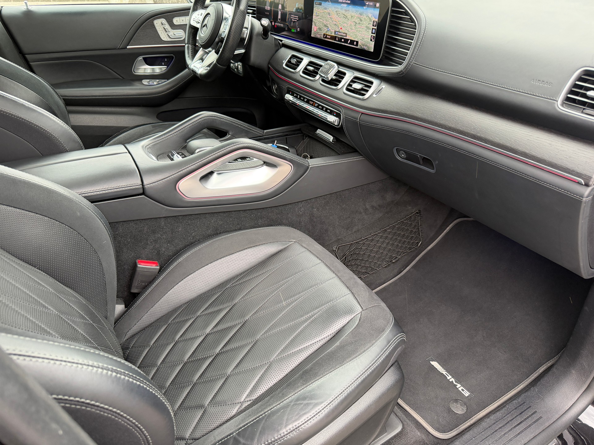 MERCEDES-BENZ GLE Coupé 53 AMG Premium Plus 4Matic+ Speedshift-image-5