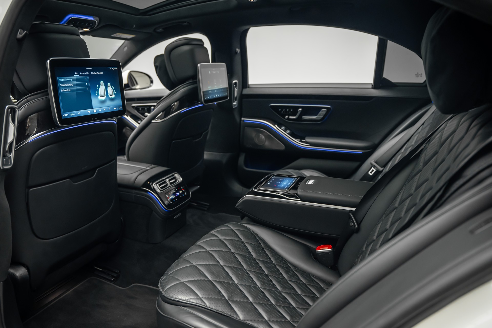 MERCEDES-BENZ * S 400 d L 4Matic AMG Line * CHAUFFEUR-PAKET * FOND ENTERTAINMENT * 22 ZOLL * LEASING AB 853.- *-image-13