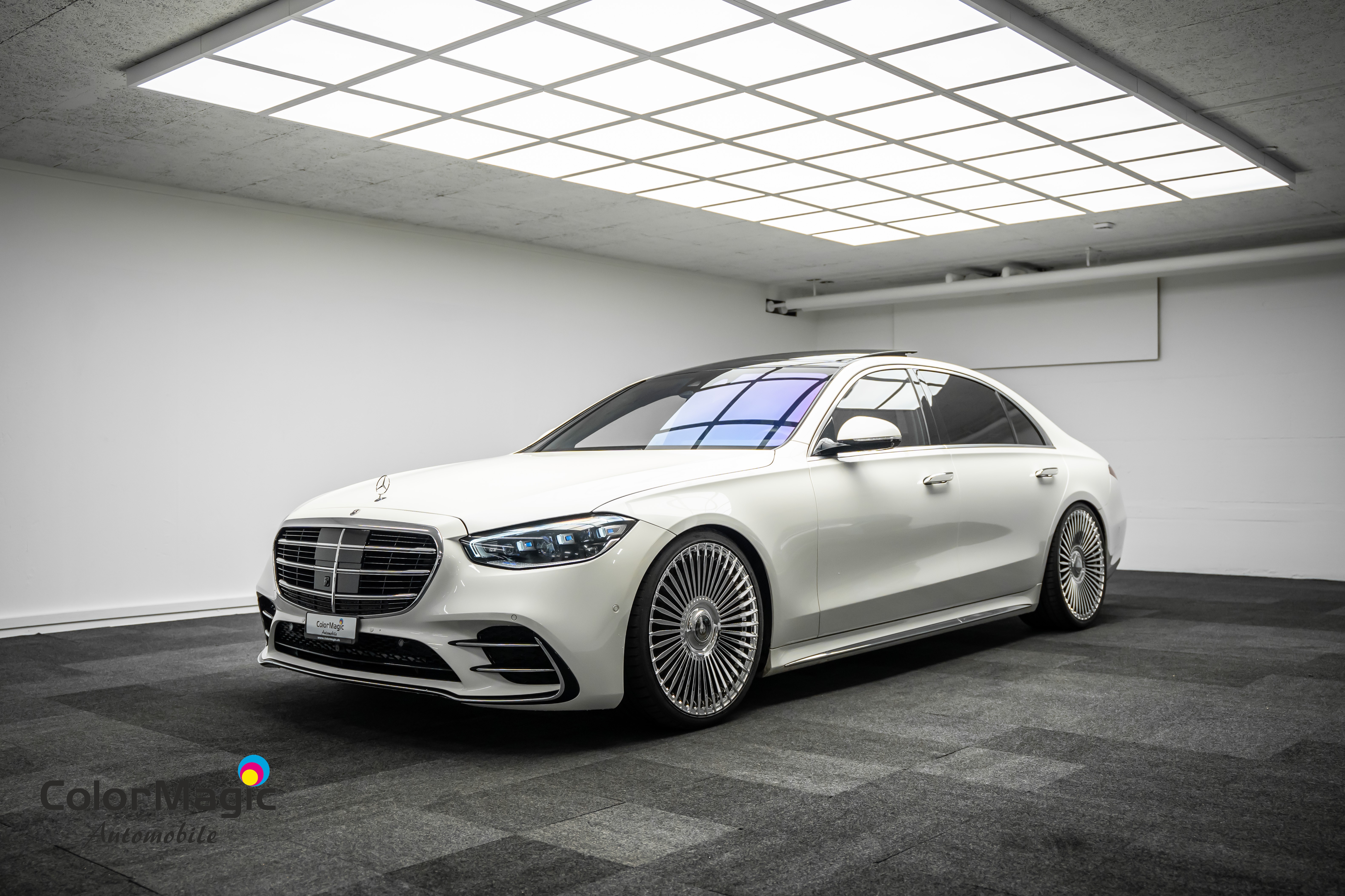 Car photo