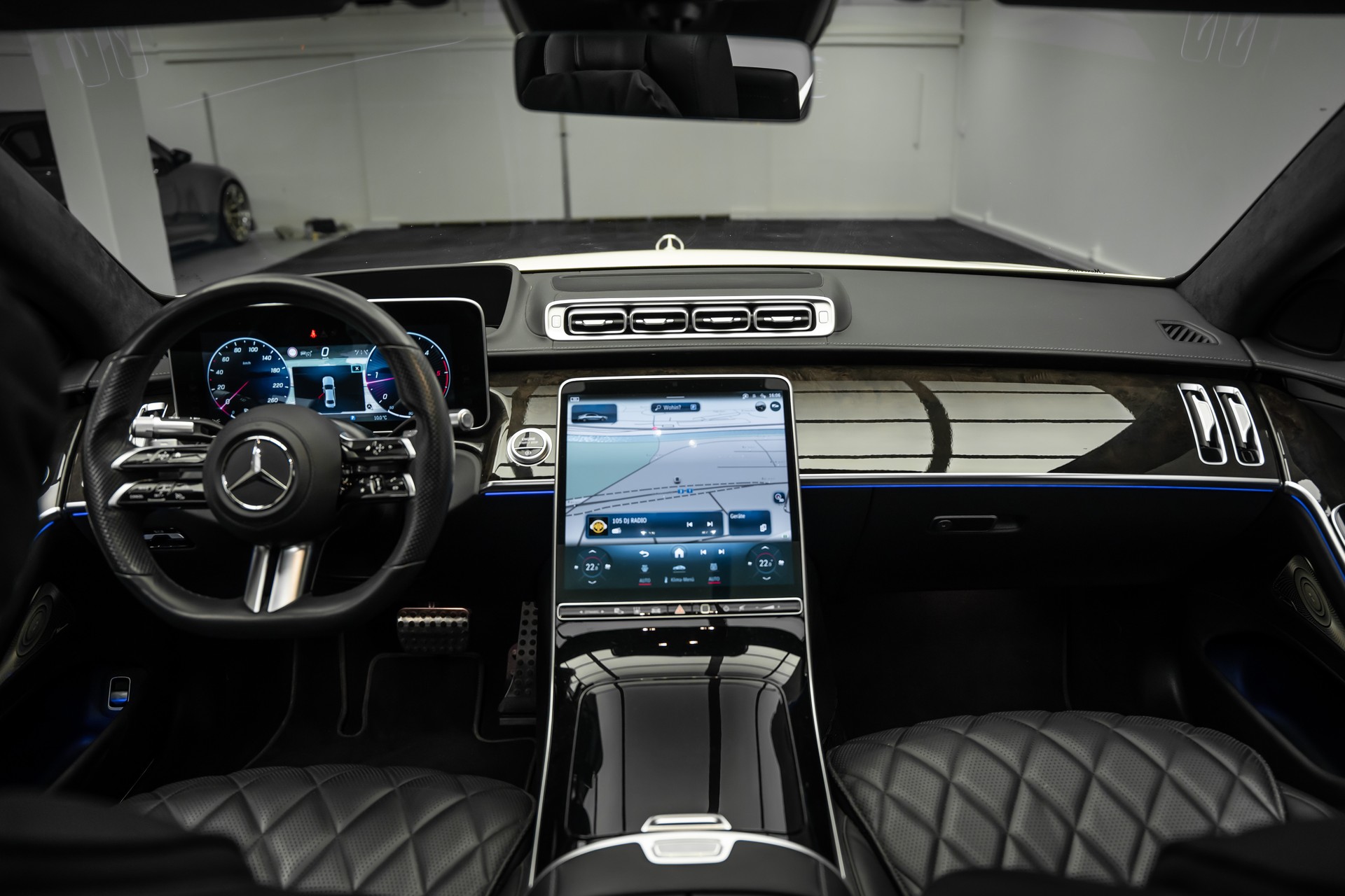 MERCEDES-BENZ * S 400 d L 4Matic AMG Line * CHAUFFEUR-PAKET * FOND ENTERTAINMENT * 22 ZOLL * LEASING AB 853.- *-image-21